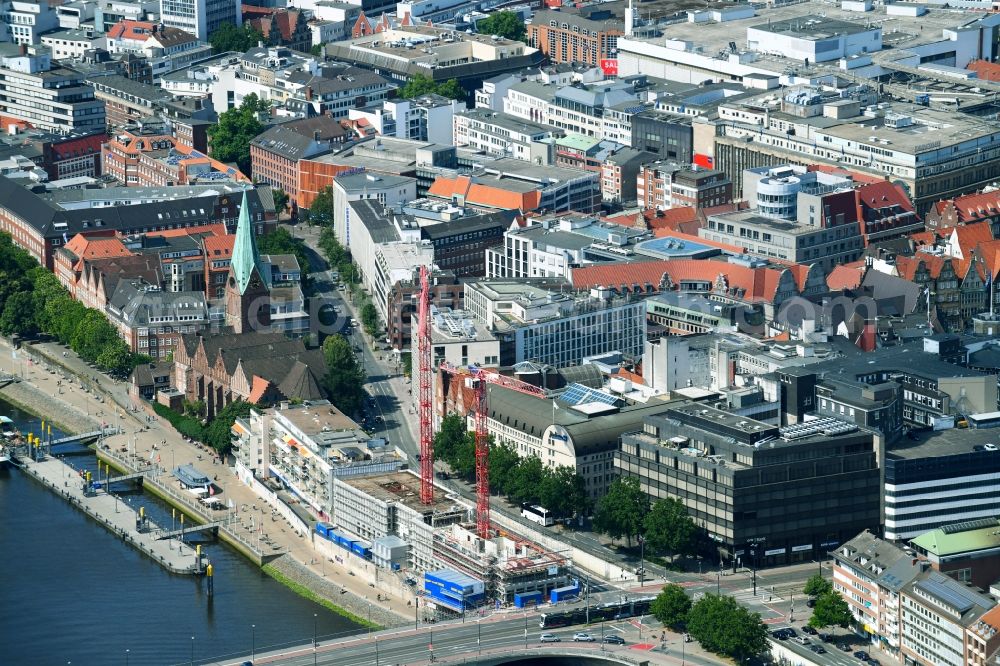 Bremen from above - Construction site to build a new office and commercial building of Kuehne + Nagel (AG & Co.) KG on Martinistrasse in Bremen, Germany