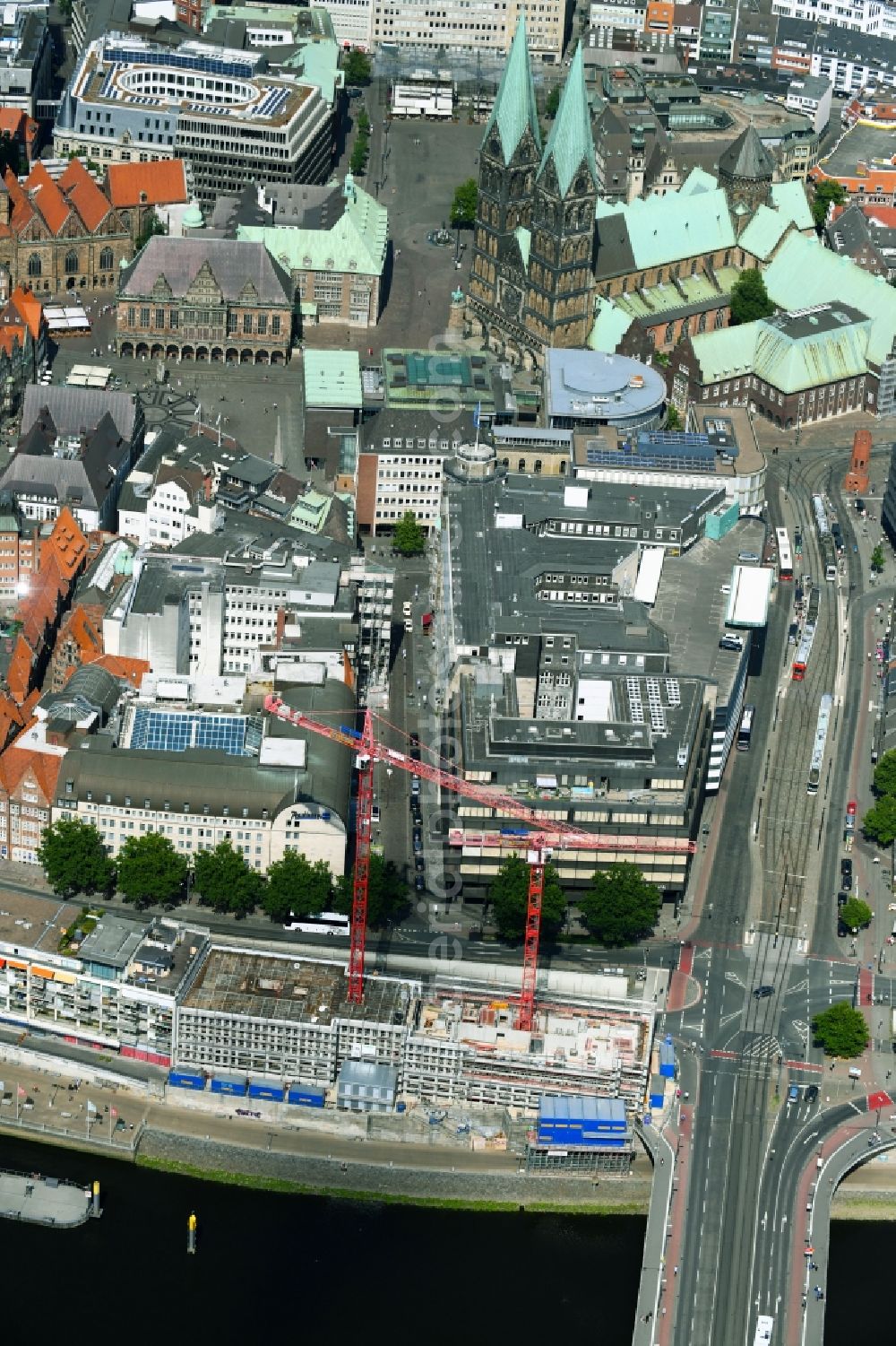 Aerial image Bremen - Construction site to build a new office and commercial building of Kuehne + Nagel (AG & Co.) KG on Martinistrasse in Bremen, Germany