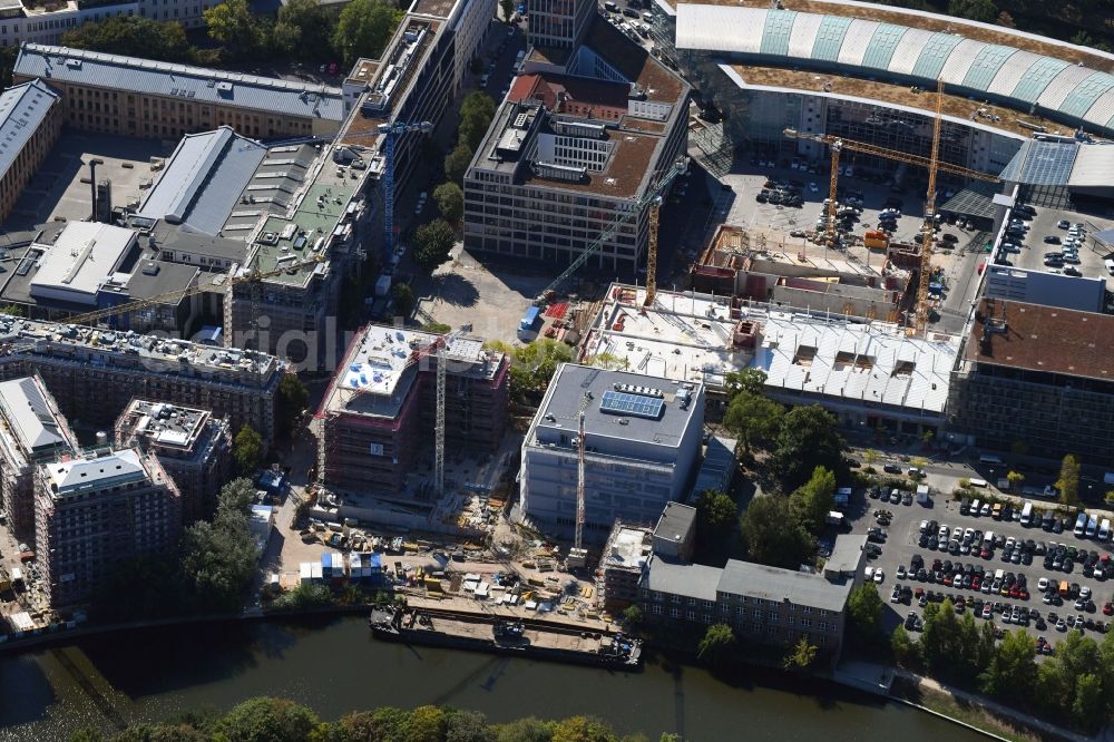 Berlin from above - Construction site to build a new office and commercial building THE KNEE on Gutenbergstrasse - Englische Strasse in Berlin, Germany