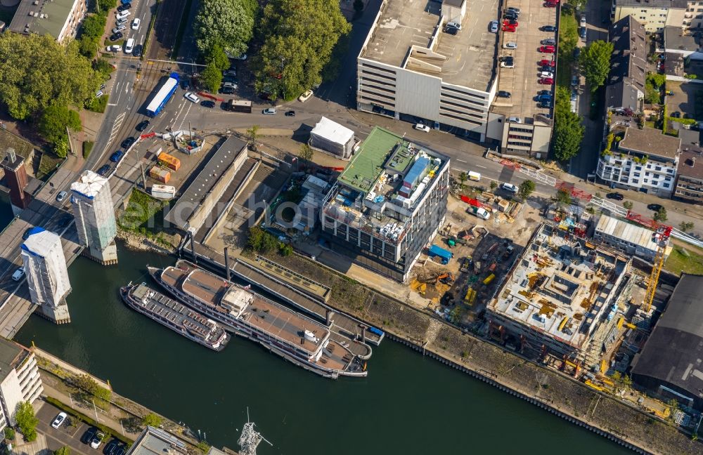 Aerial image Duisburg - Construction site to build a new office and commercial building Baustelle Krankikom and Hotel Plateno on Calaisplatz in Duisburg in the state North Rhine-Westphalia, Germany