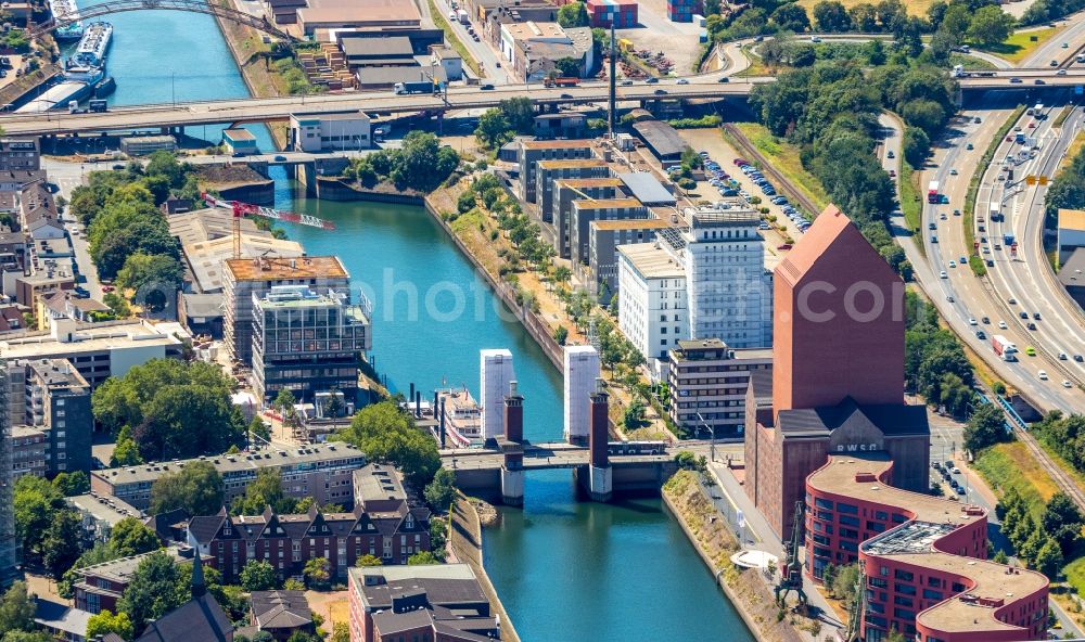 Aerial photograph Duisburg - Construction site to build a new office and commercial building Baustelle Krankikom and Hotel Plateno on Calaisplatz in Duisburg in the state North Rhine-Westphalia, Germany