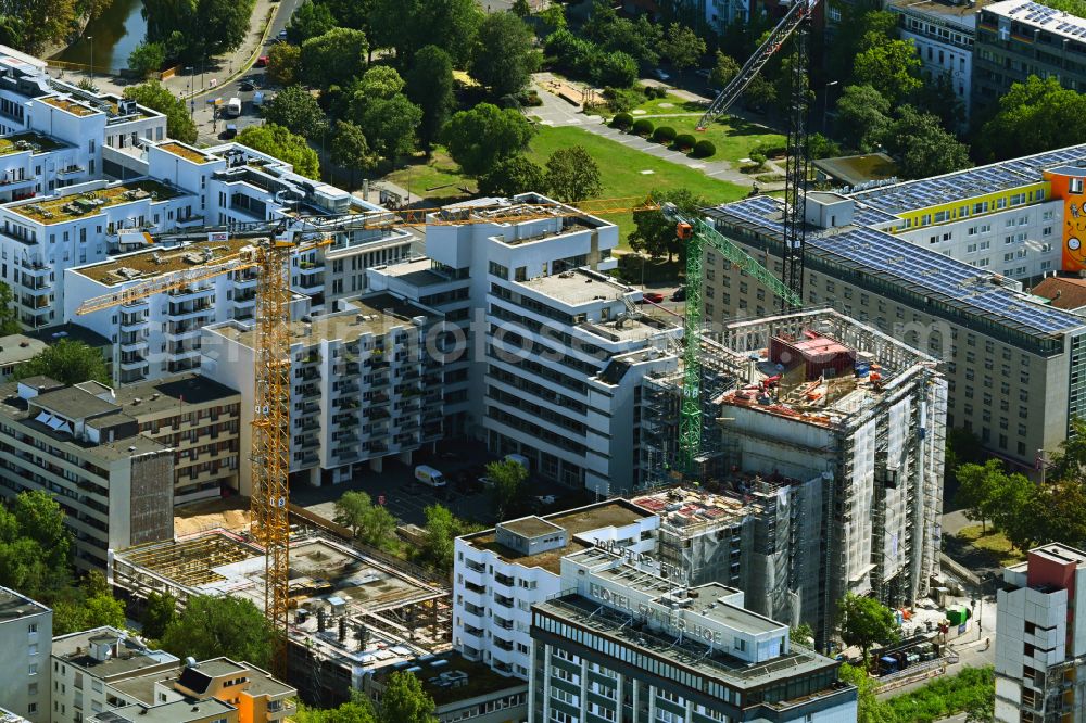 Aerial photograph Berlin - Construction site to build a new office and commercial building on Kurfuerstenstrasse in the district Tiergarten in Berlin, Germany