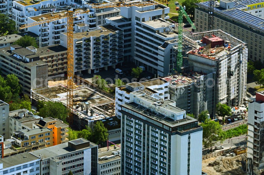 Berlin from above - Construction site to build a new office and commercial building on Kurfuerstenstrasse in the district Tiergarten in Berlin, Germany