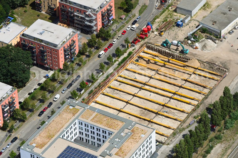 Potsdam from above - Construction site to build a new office and commercial building on street Babelsberger Strasse in Potsdam in the state Brandenburg, Germany