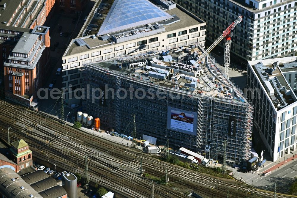 Aerial photograph Hamburg - Construction site to build a new office and commercial building of the project Connexion Office at Klostertor in Hamburg, Germany