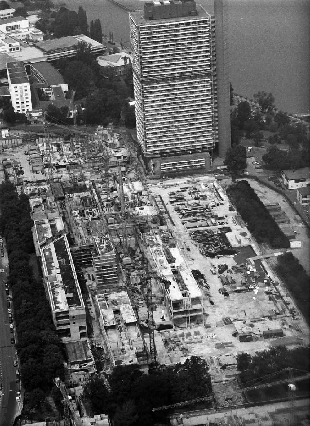 Bonn from above - Construction site to build a new office and commercial building Schuermann-Bau on Kurt-Schumacher-Strasse in the district Gronau in Bonn in the state North Rhine-Westphalia, Germany