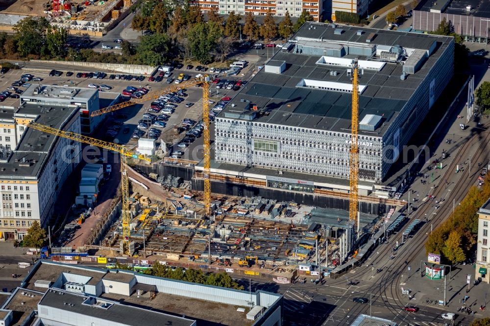 Magdeburg from above - Construction site to build a new office and commercial building of Staedtischen factorye Magdeburg on Ernst-Reuter-Allee corner Breiter Weg in the district Altstadt in Magdeburg in the state Saxony-Anhalt, Germany