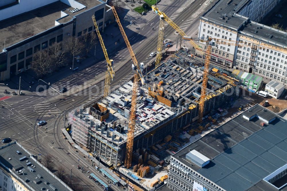 Aerial image Magdeburg - Construction site to build a new office and commercial building of Staedtischen factorye Magdeburg on Ernst-Reuter-Allee corner Breiter Weg in the district Altstadt in Magdeburg in the state Saxony-Anhalt, Germany