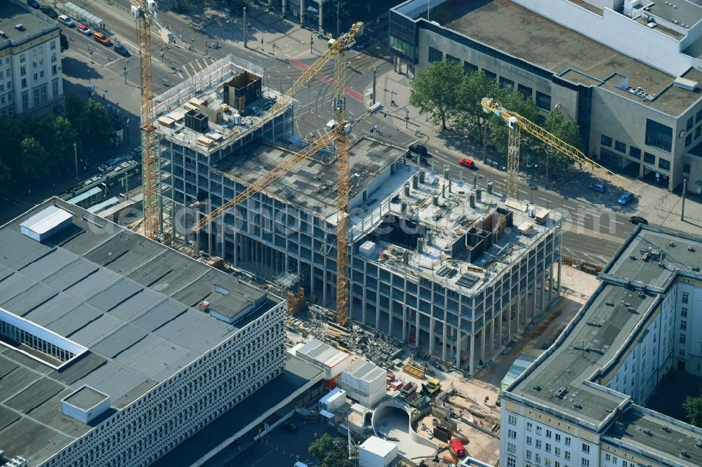 Aerial image Magdeburg - Construction site to build a new office and commercial building of Staedtischen factorye Magdeburg on Ernst-Reuter-Allee corner Breiter Weg in the district Altstadt in Magdeburg in the state Saxony-Anhalt, Germany