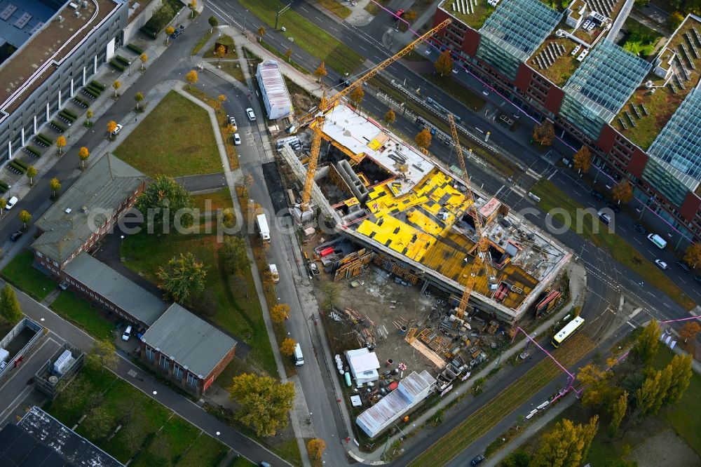 Berlin from the bird's eye view: Construction site to build a new office and commercial building Steinbeis-Haus in Areal Carl-Scheele-Strasse - Max-Born-Strasse - Rudower Chaussee in the district Adlershof in Berlin, Germany