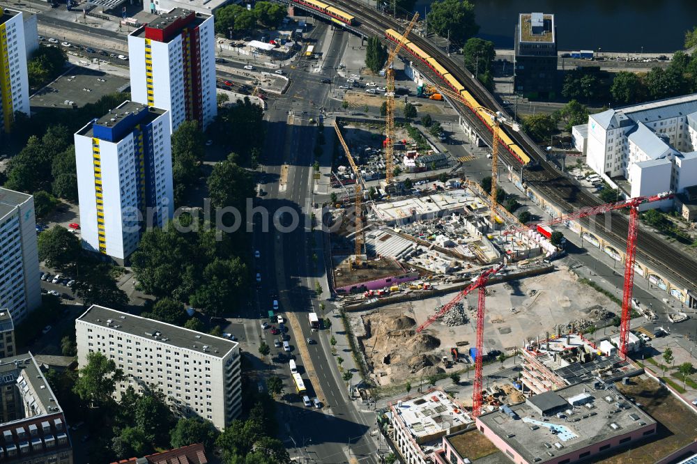 Aerial photograph Berlin - Construction site to build a new office and commercial building VoltAir on Voltairestrasse - Dircksenstrasse - Alexanderstrasse in the district Mitte in Berlin, Germany