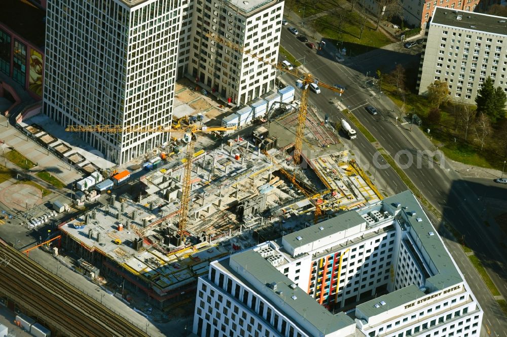 Berlin from the bird's eye view: Construction site to build a new office and commercial building VoltAir on Voltairestrasse - Dircksenstrasse - Alexanderstrasse overlooking the Grandaire in the district Mitte in Berlin, Germany