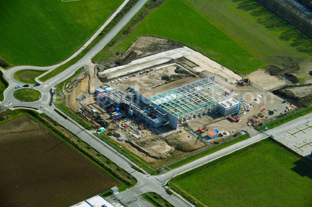 Heppenheim (Bergstraße) from above - Construction site for the construction of an office and commercial building for the new company headquarters and customer center of WILHELM SCHAeFER GMBH on Lise-Meitner-Strasse in Heppenheim (Bergstrasse) in the state of Hesse, Germany