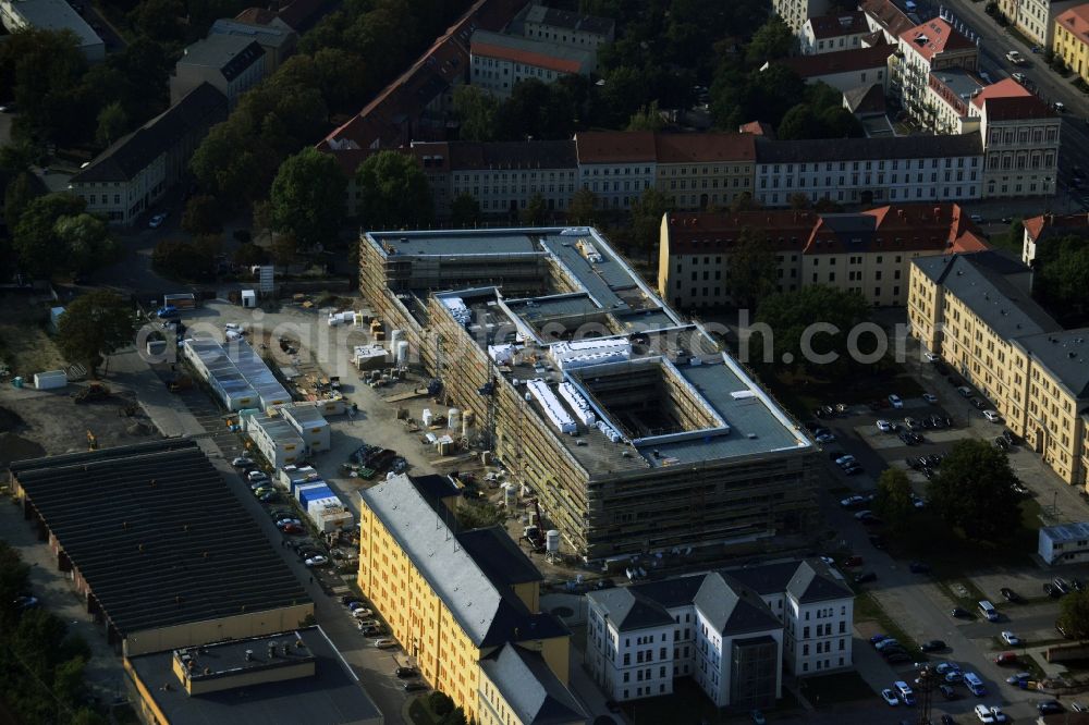 Potsdam from the bird's eye view: The state of Brandenburg builds public-Wolfgang Gerbere partnership with the Strabag Real Estate GmbH in the grounds of Government House at the Henning-von-Tresckow-Allee in Potsdam a new office complex. General contractor is the Zueblin AG. After completion are here, the Ministry of Labour, Social Affairs, Women and Family and the Ministry for the Environment, Health and Consumer Protection move