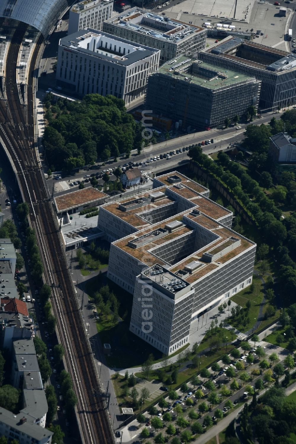 Berlin from the bird's eye view: New construction of the Federal Ministry of the Interior / Home Office in Berlin Moabit