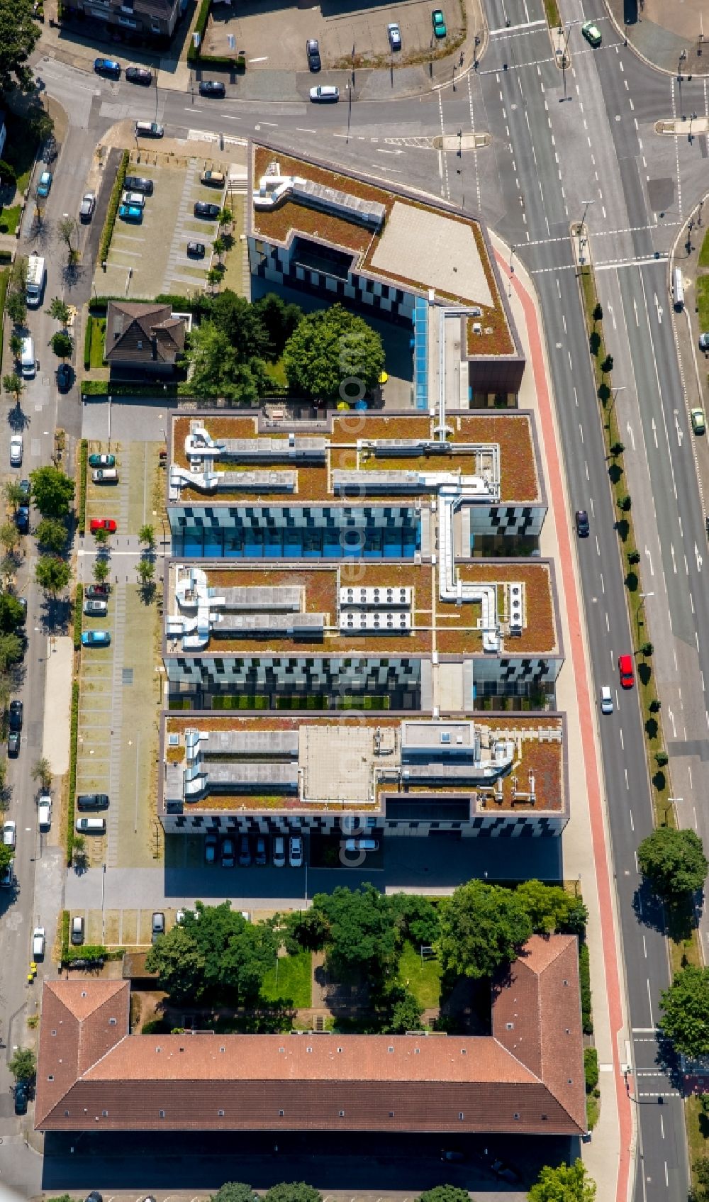 Aerial image Bottrop - New campus of the University of Ruhr West through the construction and property NRW (BLB NRW) in Bottrop