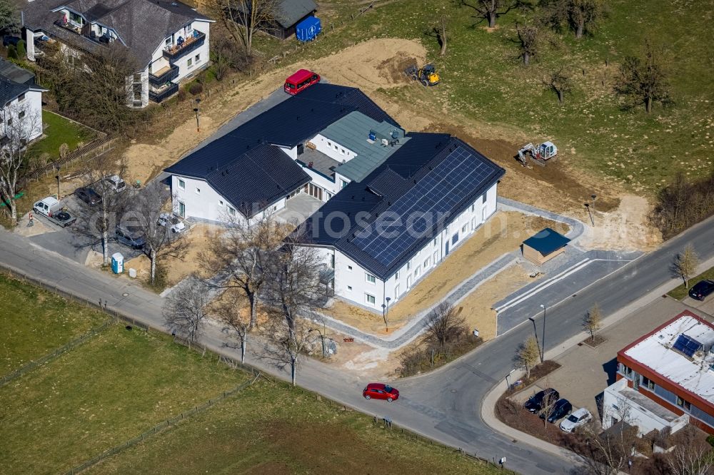 Brilon from the bird's eye view: New building Dechant-Ernst-Haus - residential building for people with disabilities Am Hellenteich in Brilon in the Sauerland in the state North Rhine-Westphalia, Germany