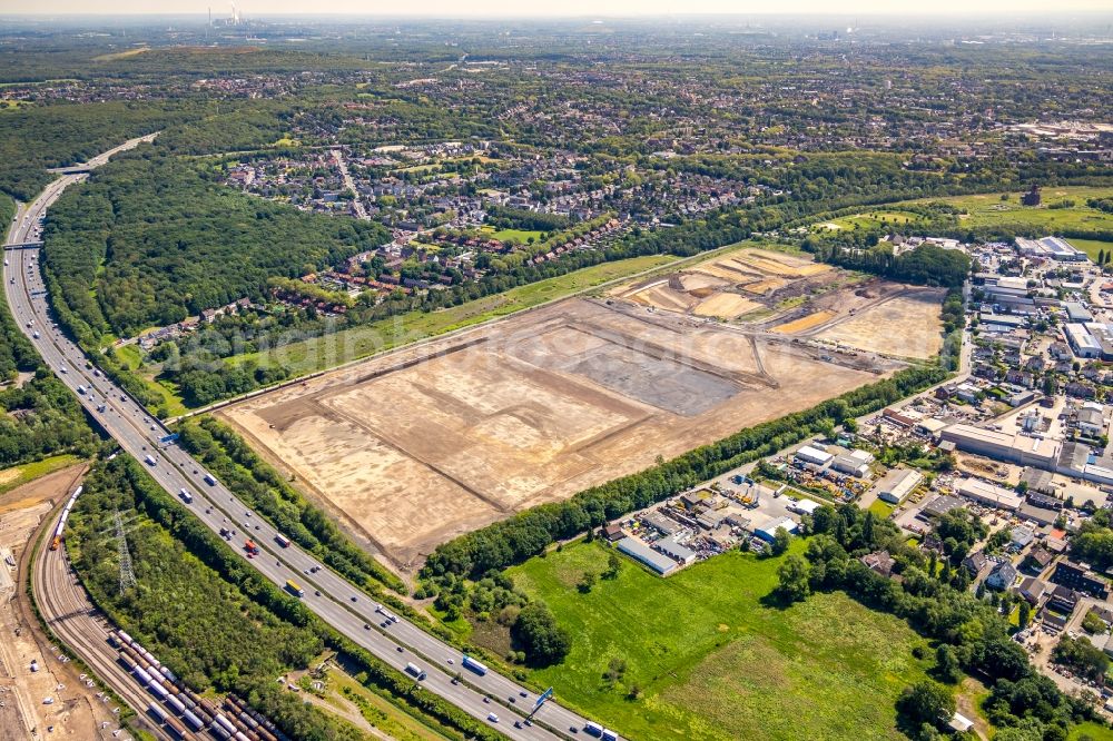 Oberhausen from the bird's eye view: Construction site for a warehouse and forwarding building of Edeka-Zentrallager on Waldteichstrasse in Gewerbegebiet Weierheide in Oberhausen in the state North Rhine-Westphalia, Germany