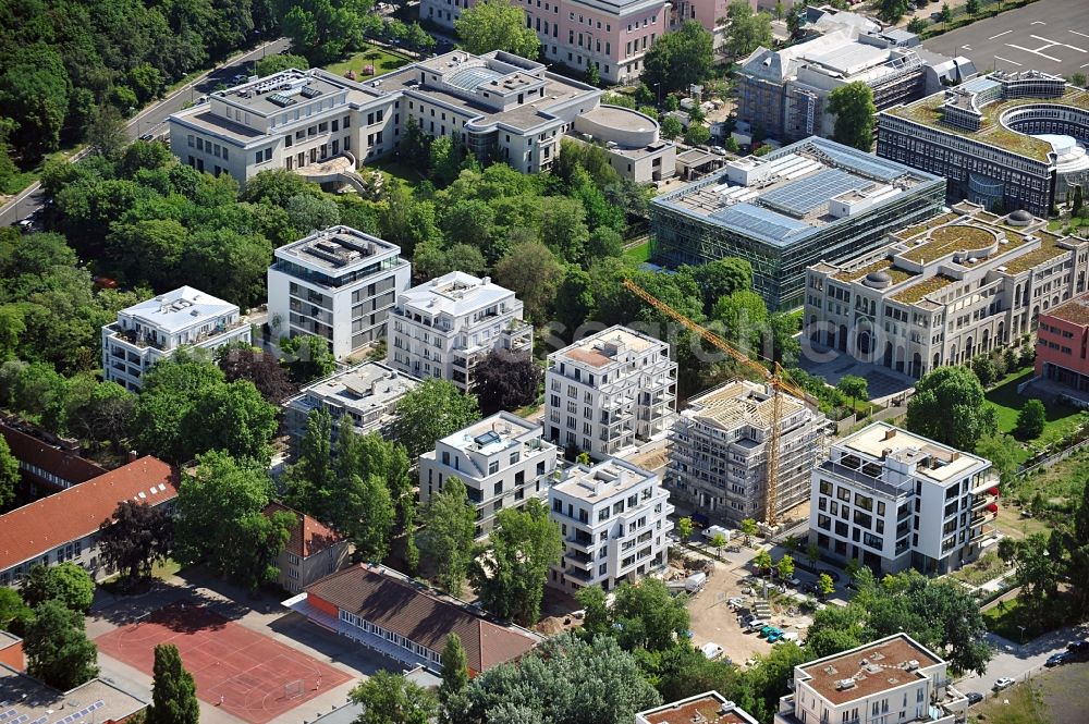 Aerial photograph Berlin - View of townhouses being built on Clara Wieck St in Berlin / Tiergarten within the ensemble of the Diplomatenpark Berlin