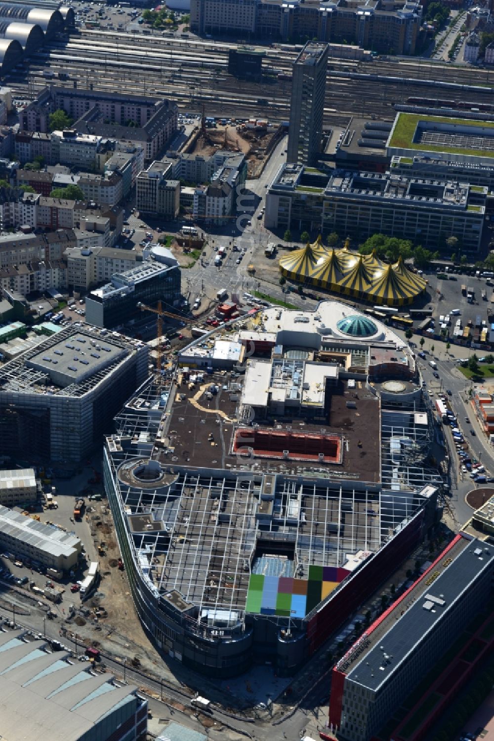 Aerial image Frankfurt am Main - Construction site of building of the shopping center Skyline Plaza on Europa - Allee in the district Gallus in Frankfurt in the state Hesse, Germany