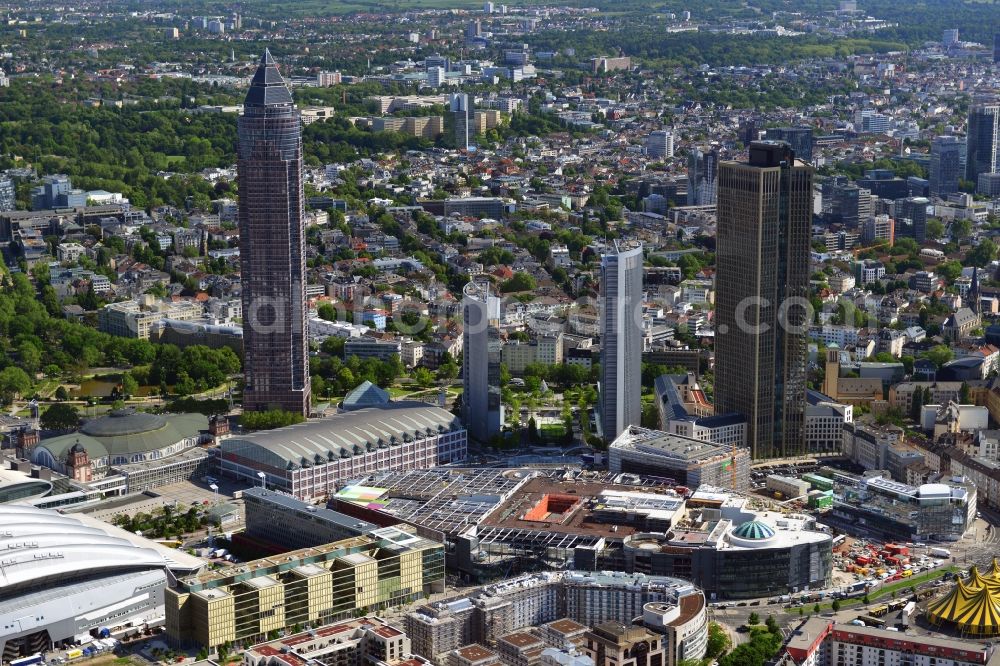 Frankfurt am Main from the bird's eye view: Construction site of building of the shopping center Skyline Plaza on Europa - Allee in the district Gallus in Frankfurt in the state Hesse, Germany