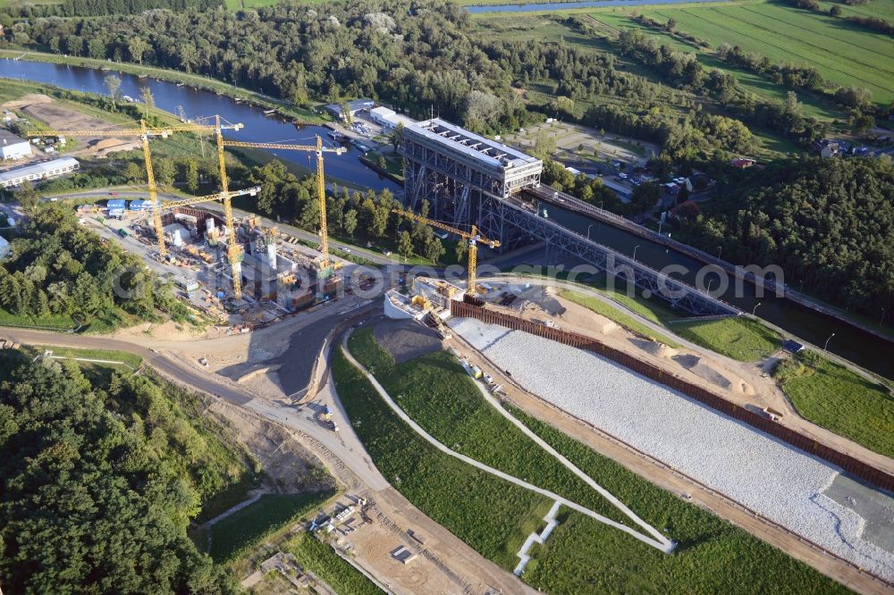 Niederfinow from above - Blick auf die Baustelle vom Neubau des Schiffshebewerk Niederfinow Nord durch die DSD Brückenbau GmbH, die Johann Bunte Bauunternehmung GmbH & Co. KG , Bilfinger Berger Ingenieurbau GmbH und die Siemag GmbH. The new building of the boat lift Niederfinow.