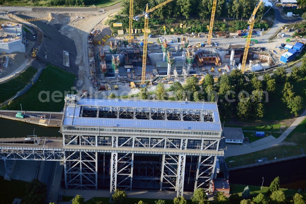 Niederfinow from above - Blick auf die Baustelle vom Neubau des Schiffshebewerk Niederfinow Nord durch die DSD Brückenbau GmbH, die Johann Bunte Bauunternehmung GmbH & Co. KG , Bilfinger Berger Ingenieurbau GmbH und die Siemag GmbH. The new building of the boat lift Niederfinow.