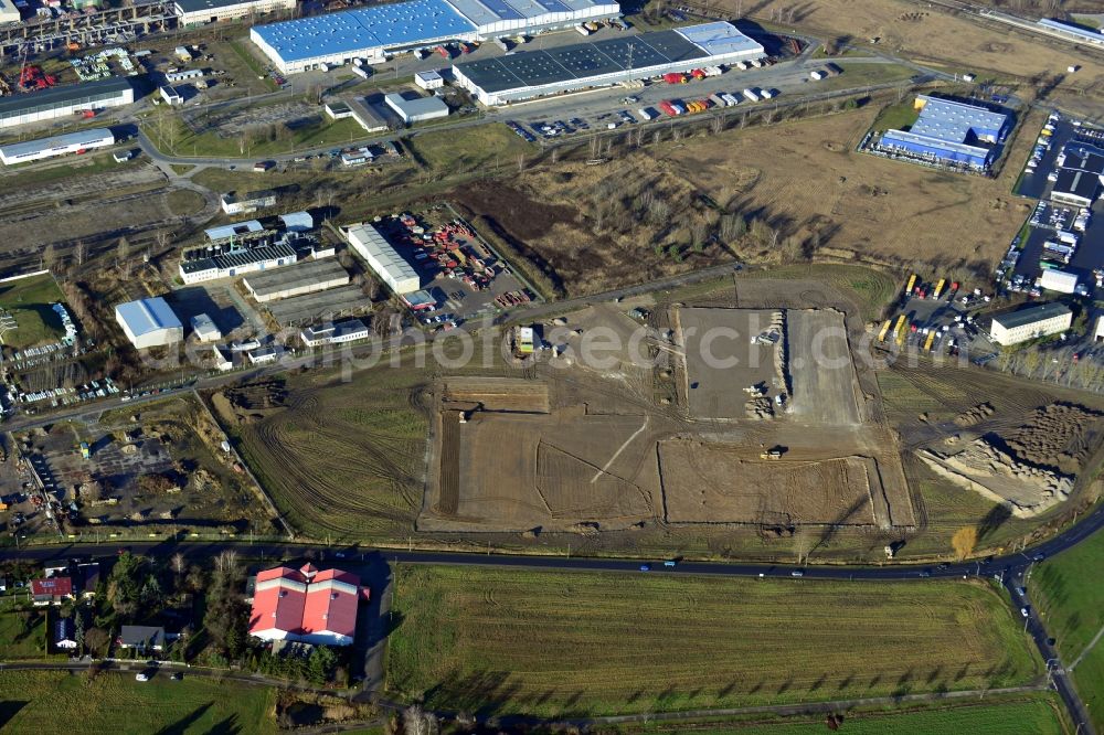 Hoppegarten from the bird's eye view: View of the new construction of the Europazentrale Clinton in Hoppegarten in the state of Brandenburg