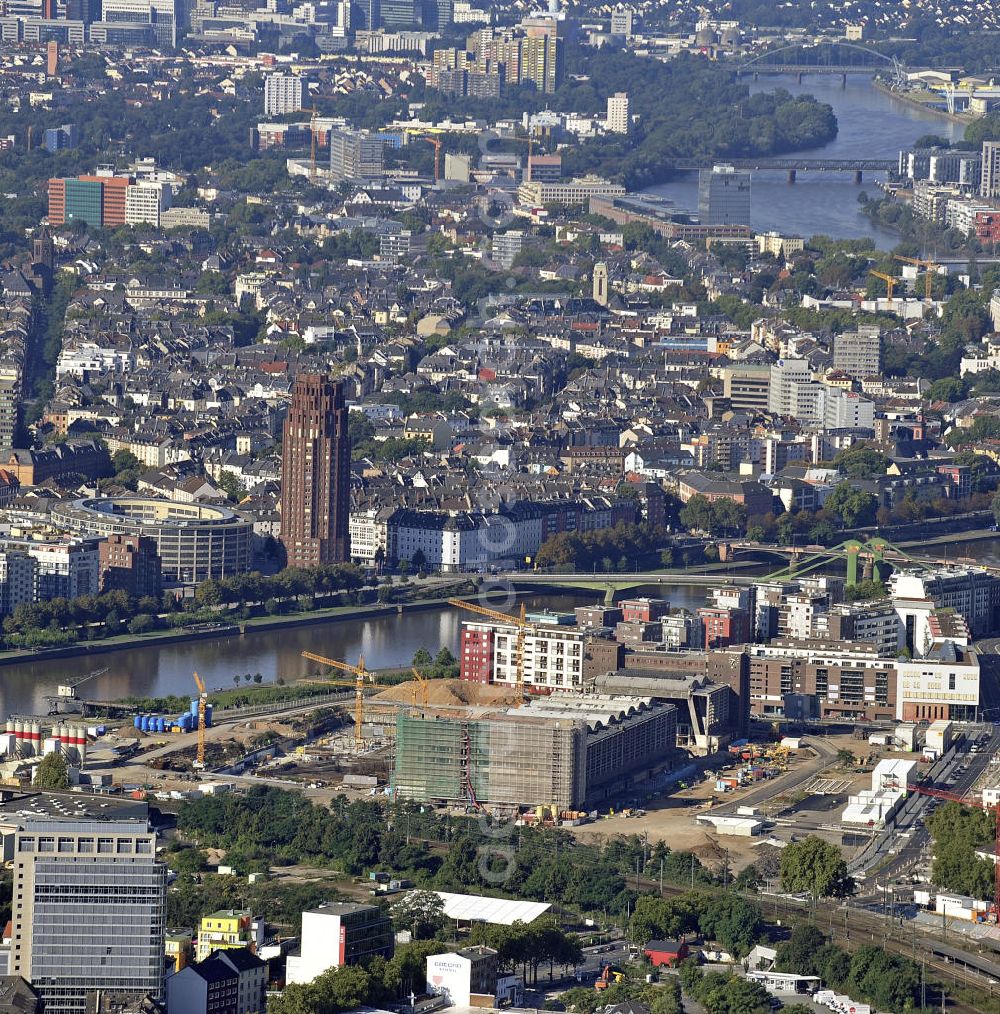 Aerial image Frankfurt am Main - Blick über das Baugelände des neuen Hauptsitzes der Europäischen Zentralbank (EZB), die Main Plaza und den Stadtteil Sachsenhausen nach Südwesten. View over the site of the new headquarters of the European Central Bank (ECB), the Main Plaza and the Sachsenhausen district to the southwest.