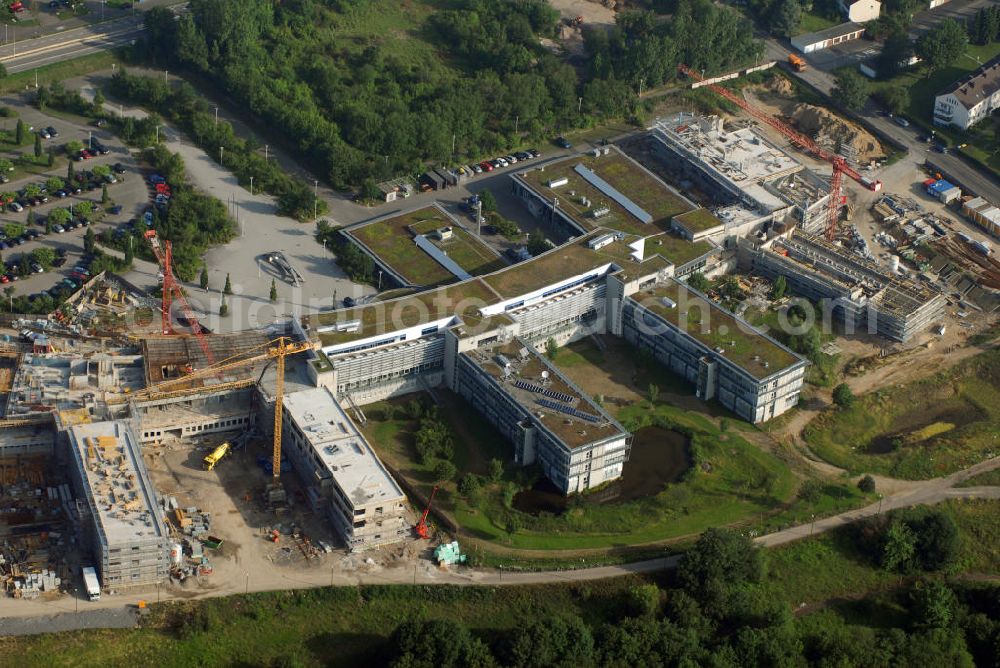 Aerial photograph Koblenz - Blick auf den zweiten Bauabschnitt des Neubaus der Fachhochschule Koblenz. Postanschrift: Fachhochschule Koblenz,Rheinau 3-4,D-56075 Koblenz-Oberwerth,Telefon: +49 261 9528-0,Telefax : +49 261 9528-567,E-Mail : praesidialbuero@fh-koblenz.de,http://