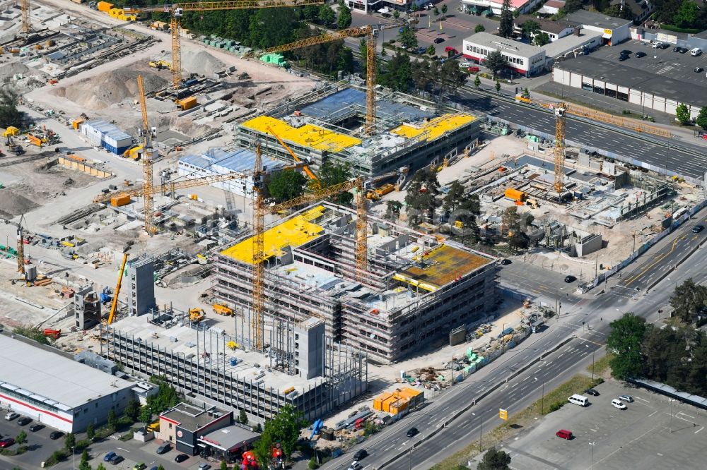 Erlangen from the bird's eye view: Construction of a new research building and company premises Siemens Campus Erlangen at Guenther-Scharowsky-Strasse in Erlangen in the state of Bavaria, Germany