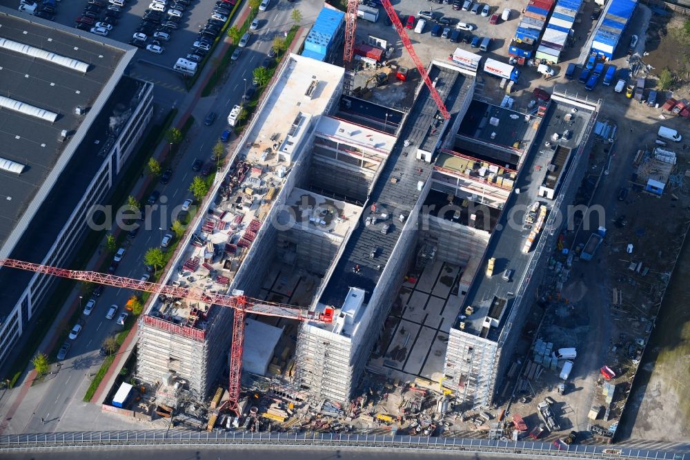 Bremen from the bird's eye view: Construction site to build a new office and commercial building Forschungs- und Technologiezentrum EcoMaT on Airbusallee - Cornelius-Edzard-Strasse - Claudius-Dornier-Strasse in the district Neustadt in Bremen, Germany