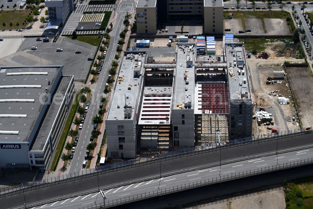 Aerial photograph Bremen - Construction site to build a new office and commercial building Forschungs- und Technologiezentrum EcoMaT on Airbusallee - Cornelius-Edzard-Strasse - Claudius-Dornier-Strasse in the district Neustadt in Bremen, Germany