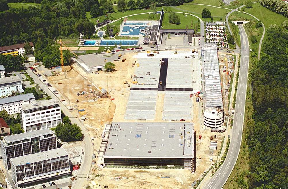 Passau/ Bayern from the bird's eye view: Neubau eines Freizeit- und Erholungszentrums in Passau- Süd.