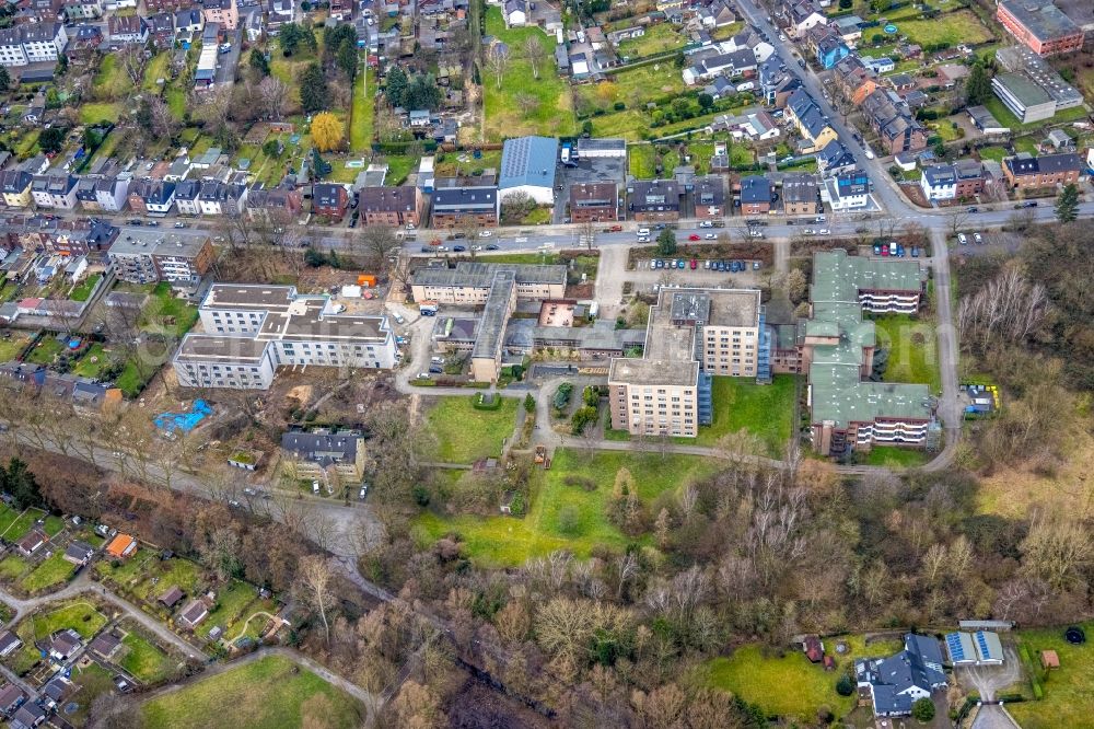 Oberhausen from above - New buildings of the retirement home - retirement of Louise-Schroeder-Heim on Siepenstrasse in Oberhausen at Ruhrgebiet in the state North Rhine-Westphalia, Germany