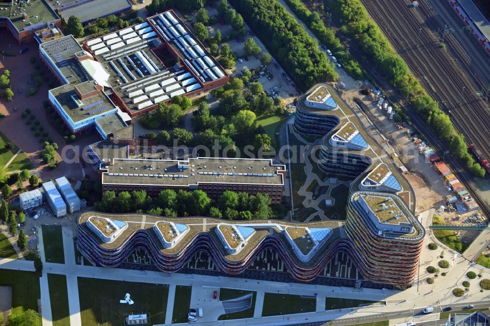 Hamburg from the bird's eye view: Construction of the new building - complex of Ministry of Urban Development and Environment in Hamburg