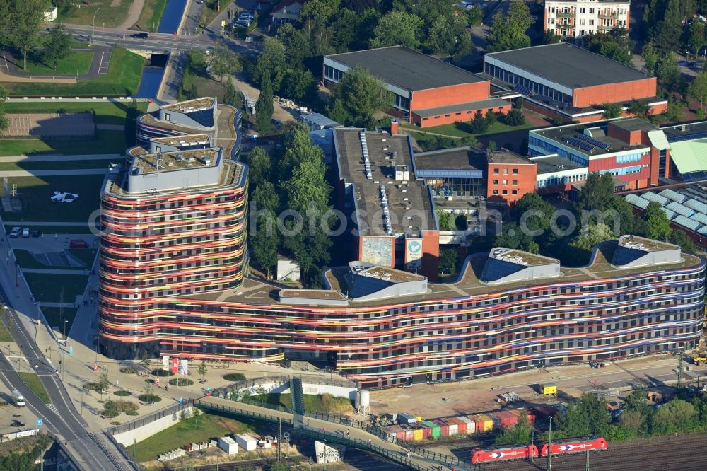 Hamburg from the bird's eye view: Construction of the new building - complex of Ministry of Urban Development and Environment in Hamburg