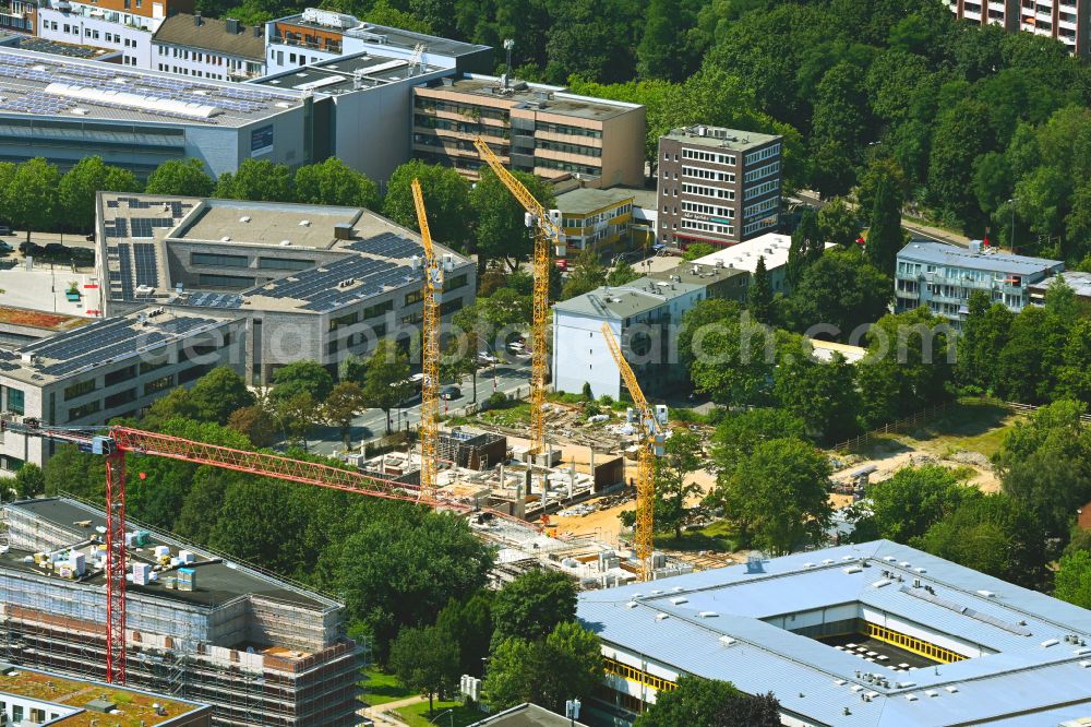 Hamburg from the bird's eye view: New construction site of the building complex of the vocational school Berufs- and Hochschulcampus on Brekelbaums Park on street Ausschlaeger Weg Ecke Eiffestrasse in the district Borgfelde in Hamburg, Germany