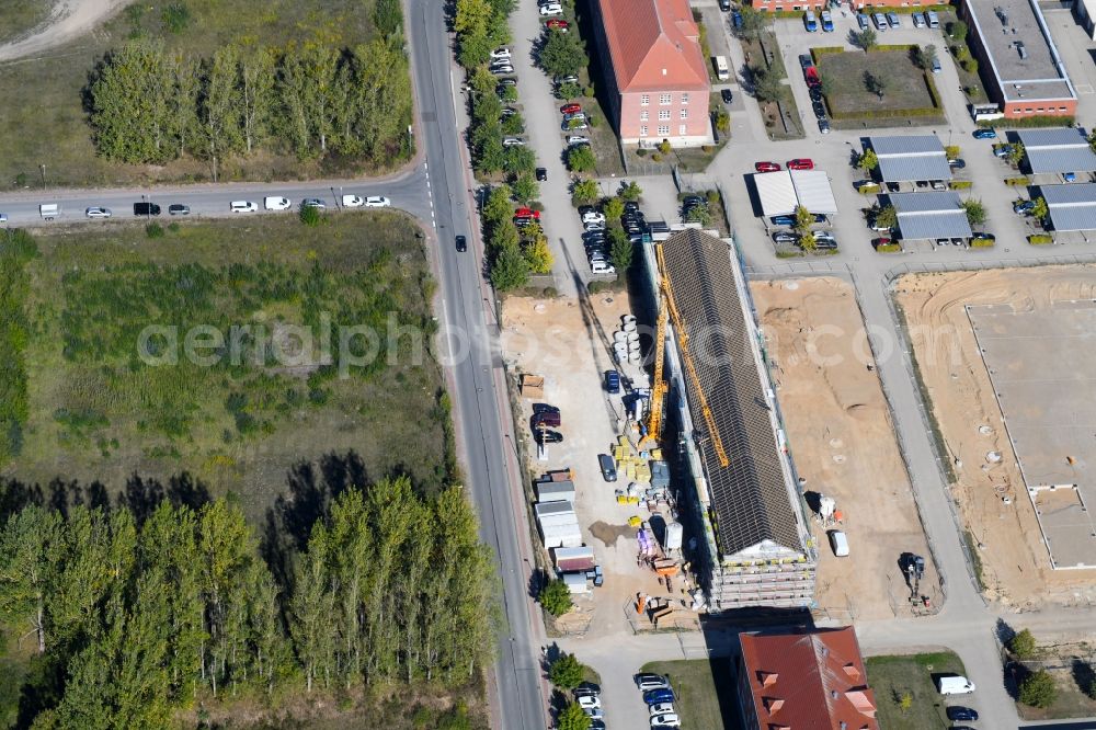 Aerial image Schwerin - Construction site for the new police building complex Bereitschaftspolizei-Handertschaft and KFZ-Bereich on Graf-Yorck-Strasse in Schwerin in the state Mecklenburg - Western Pomerania, Germany