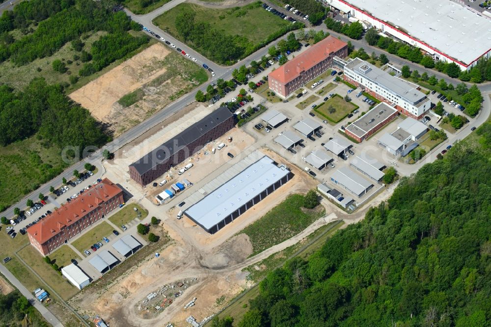 Schwerin from the bird's eye view: Construction site for the new police building complex Bereitschaftspolizei-Handertschaft and KFZ-Bereich on Graf-Yorck-Strasse in Schwerin in the state Mecklenburg - Western Pomerania, Germany