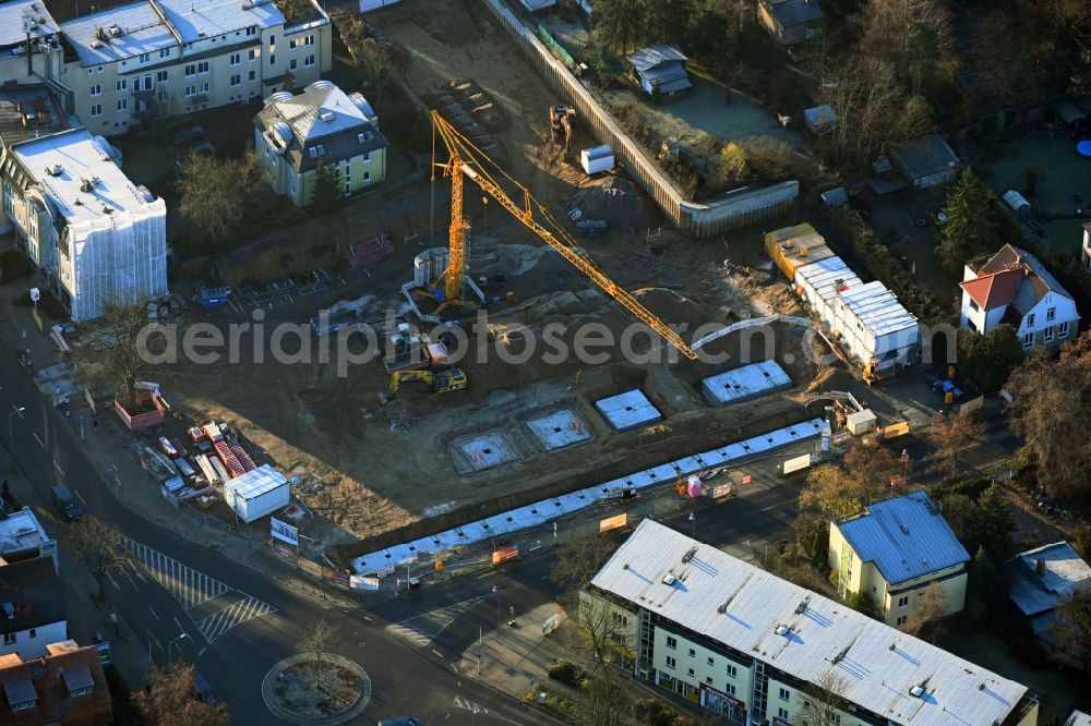 Berlin from the bird's eye view: New construction of the building complex of the shopping center Giesestrasse corner Hoenoer Strasse in the district Mahlsdorf in Berlin, Germany