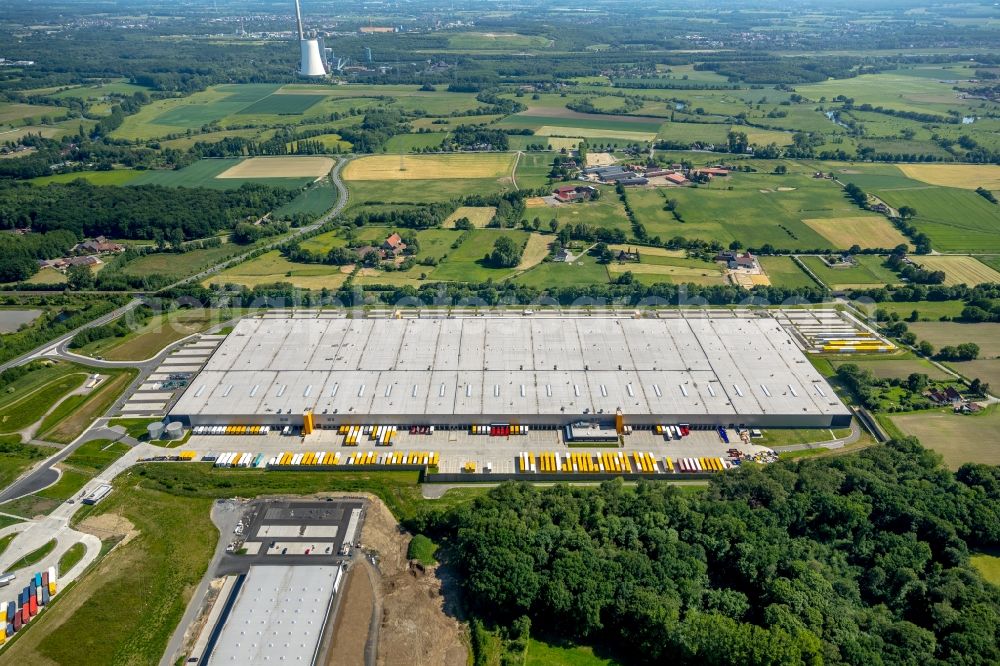 Aerial image Werne - Complex on the site of the logistics center Amazon Logistik in Werne in the state North Rhine-Westphalia