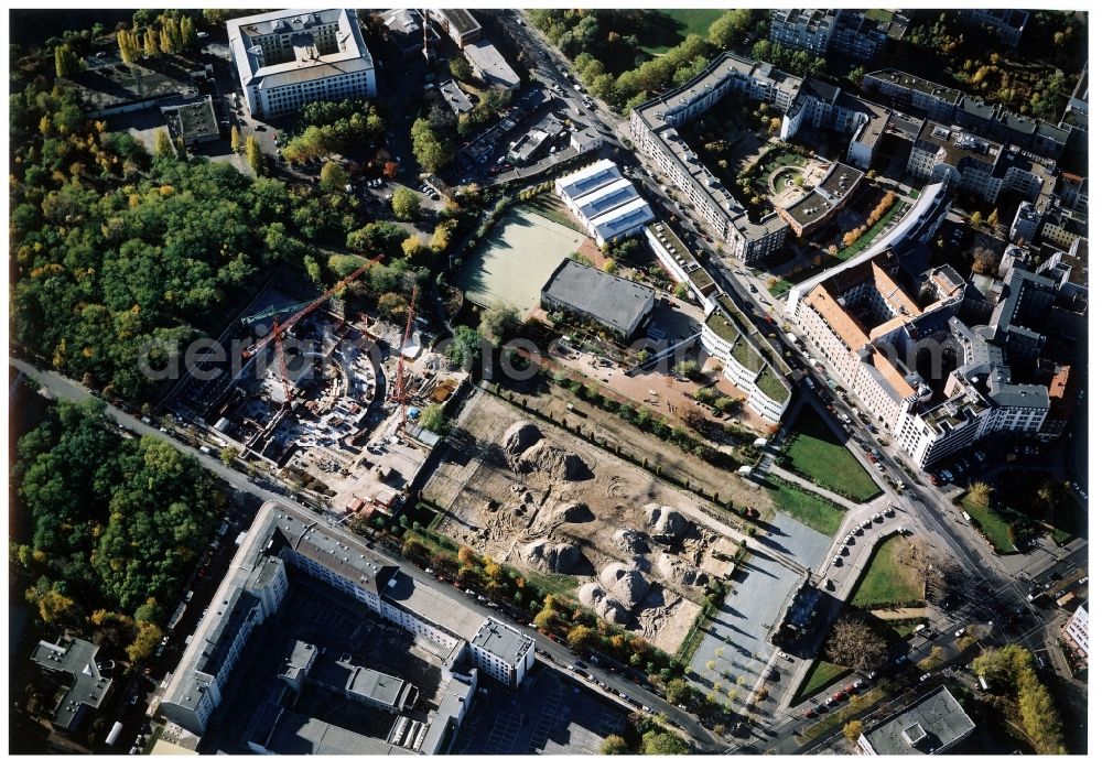 Aerial image Berlin - Construction site of Event and music-concert grounds of the Arena Tempodrom on Moeckernstrasse in the district Kreuzberg in Berlin, Germany