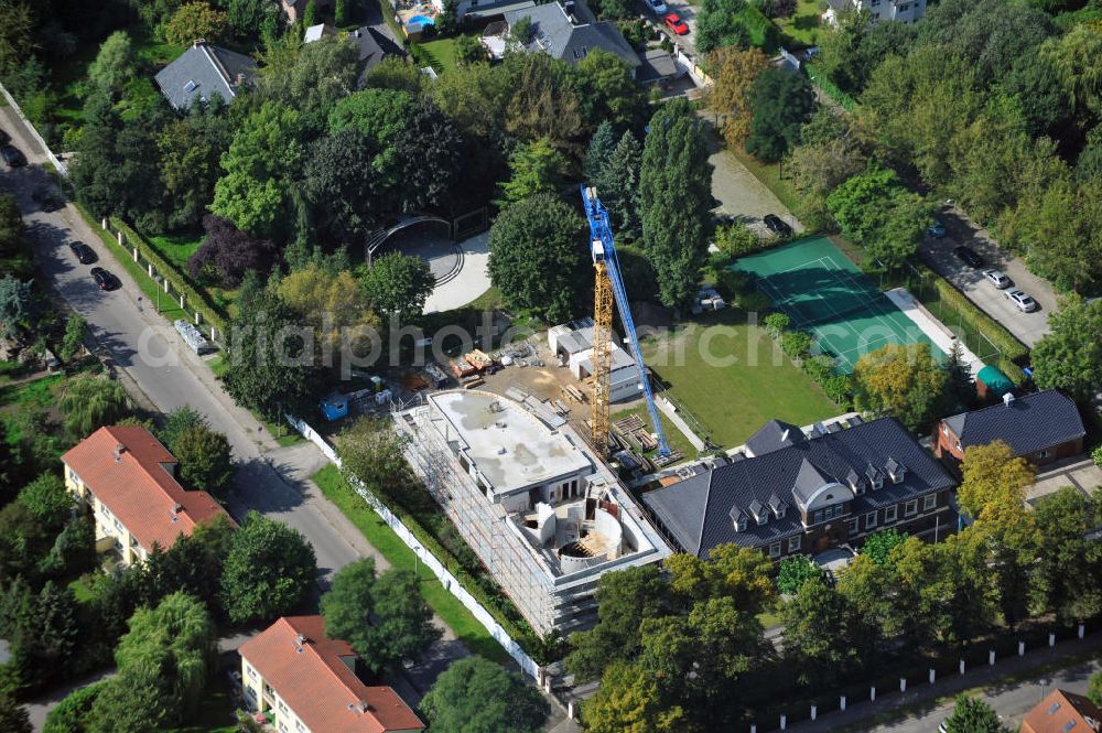 Aerial photograph Berlin - Erweiterungsbau / Neubau auf dem Geländer der Botschaft von Kasachstan