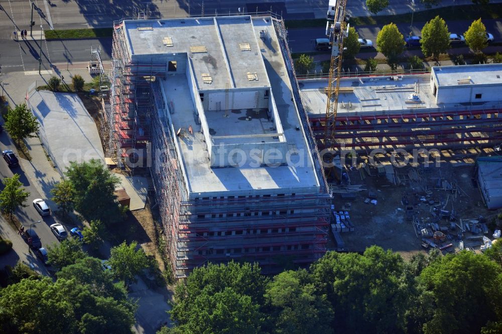 Berlin Marzahn from the bird's eye view: Construction of a health center at Blumbergerdamm by the company Bateg in the state of Berlin Marzahn