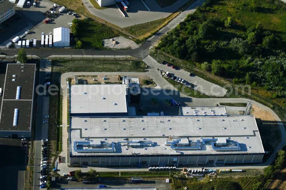 Hoppegarten from above - New building in the industrial park Industriestrasse - Alter Feldweg of Firma coolback GmbH in the district Dahlwitz-Hoppegarten in Hoppegarten in the state Brandenburg, Germany