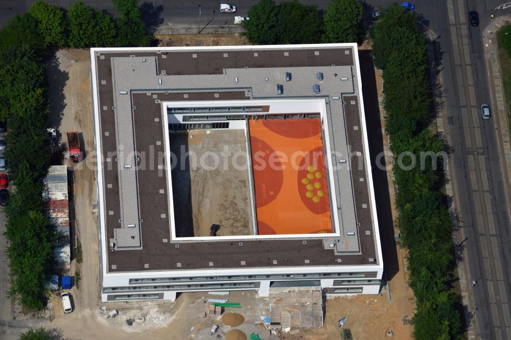 Aerial image Leipzig - Construction of 3rd Primary school at Bernhard Goring Strasse in Leipzig in Saxony. Construction of the new building in the Sudvorstadt began in 2012 and will be completed at the beginning of the school year 2014-15. In addition, the old building will be renovated. The planning of the project was overseen by JSWD architects