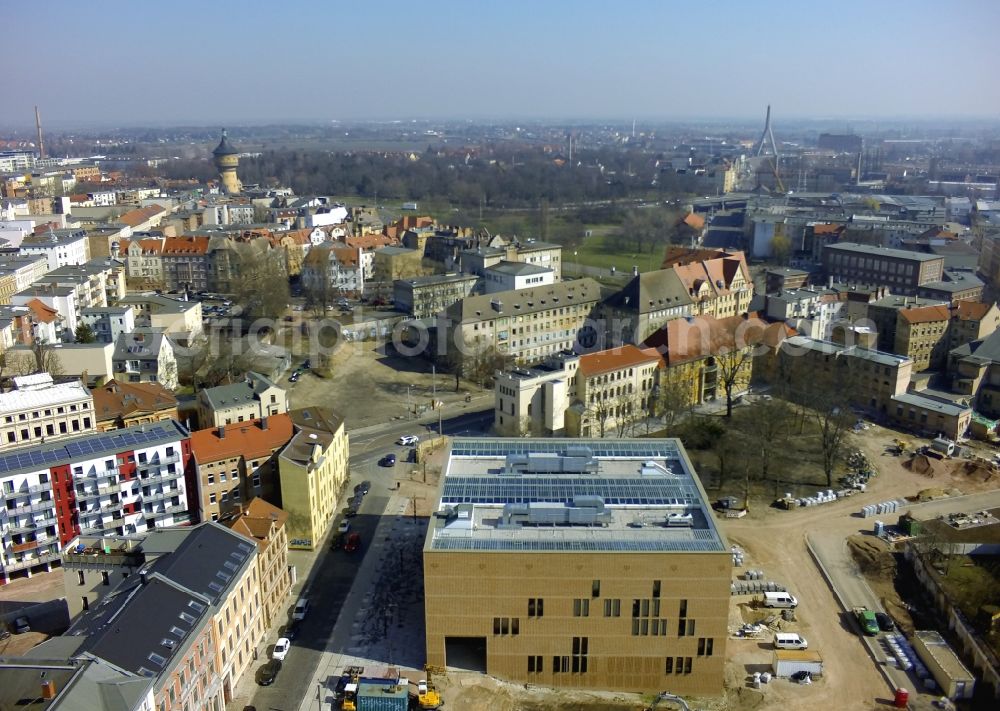 Halle (Saale) from above - Construction of the GWZ Humanities Center of the University at Stone Gate campus in Halle (Saale) in Saxony-Anhalt