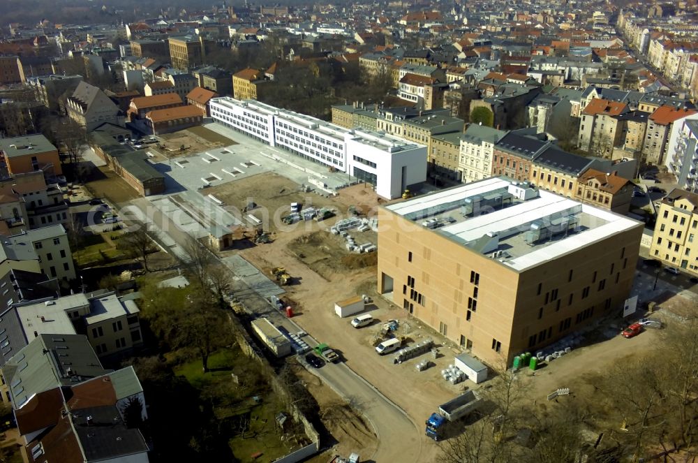 Aerial photograph Halle (Saale) - Construction of the GWZ Humanities Center of the University at Stone Gate campus in Halle (Saale) in Saxony-Anhalt