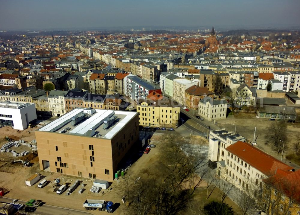 Halle (Saale) from above - Construction of the GWZ Humanities Center of the University at Stone Gate campus in Halle (Saale) in Saxony-Anhalt